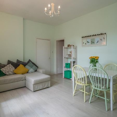 Pass The Keys Central Spacious Flat At Royal Mile エディンバラ エクステリア 写真