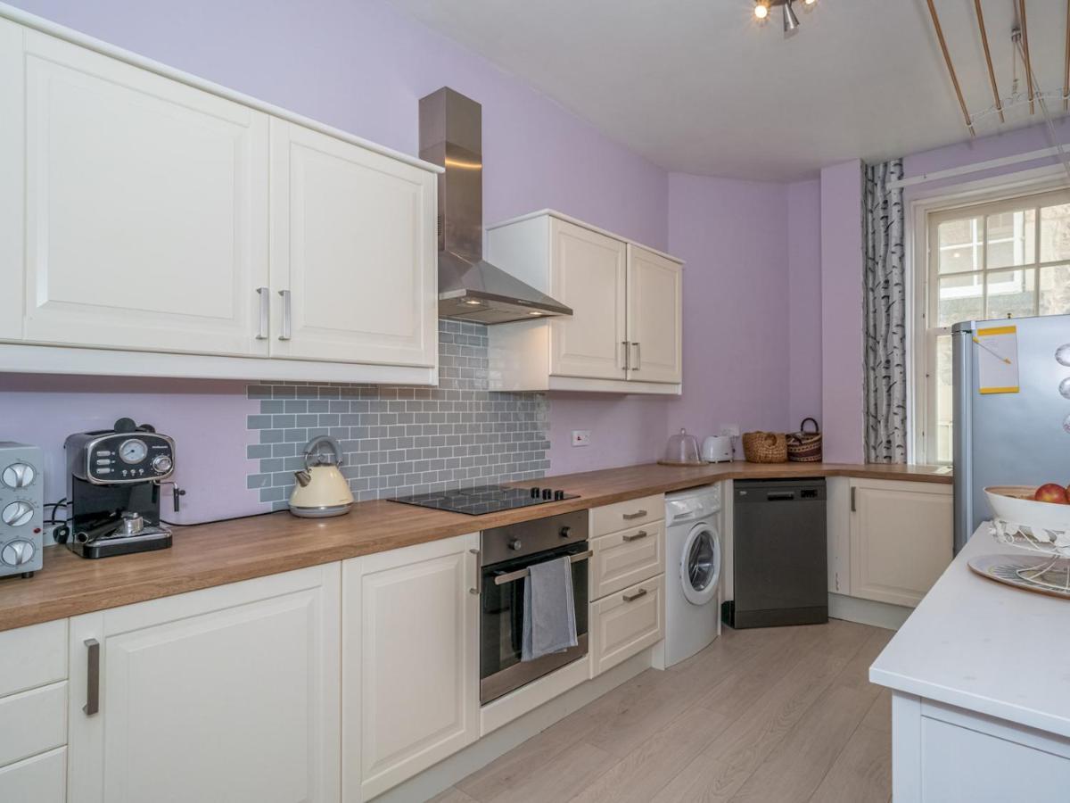 Pass The Keys Central Spacious Flat At Royal Mile エディンバラ エクステリア 写真